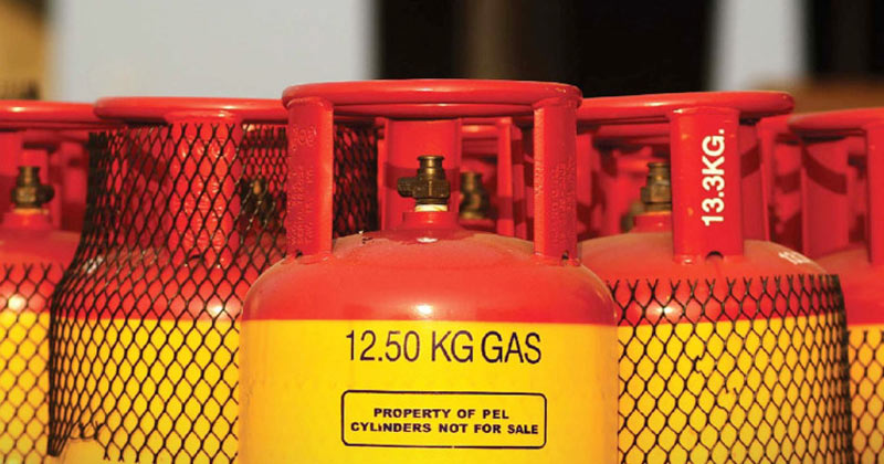  ১২ কেজি এলপিজির দাম ৫৩ টাকা বেড়ে ১ হাজার ৩০৬