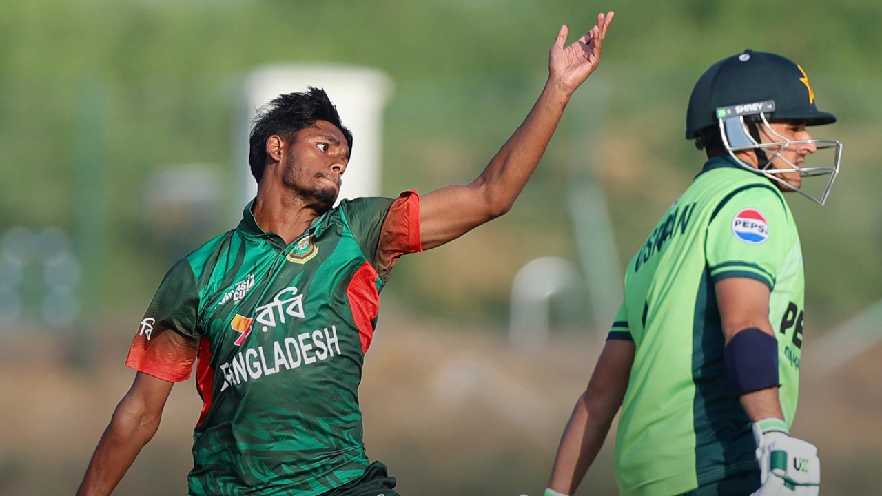 বিশ্ব আরচারি ইয়ুথ টুর্নামেন্টে খেলতে কানাডা গেল আরচারি দল